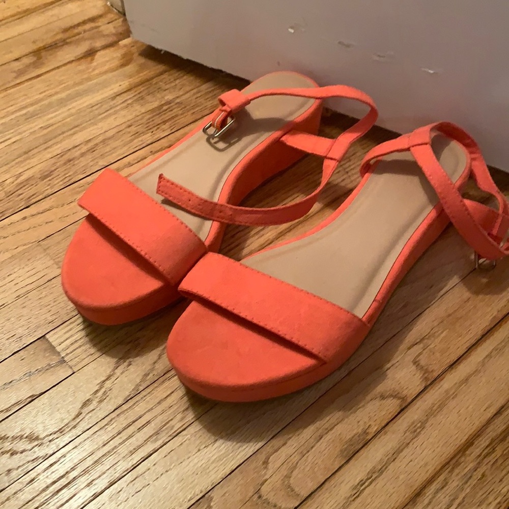 Summer sandals! 4/$25!